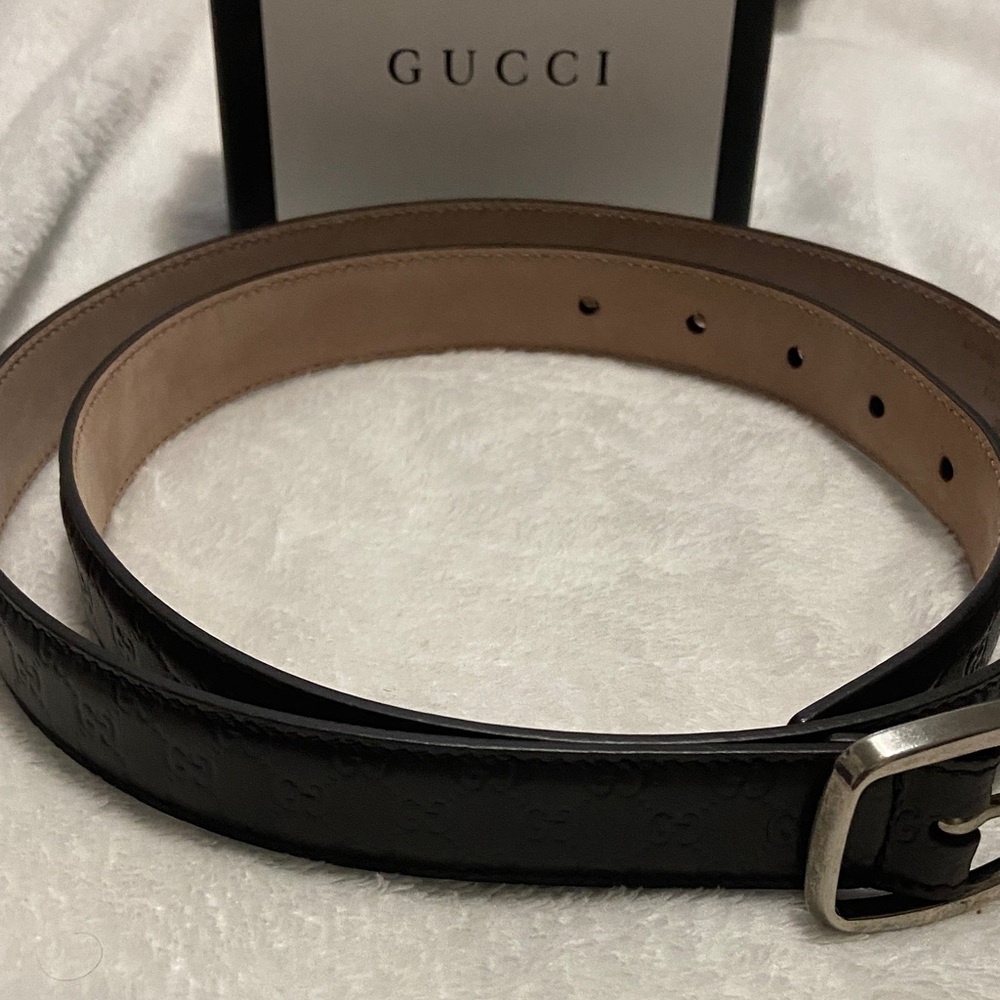Gucci Chocolate Brown Embossed Leather Women’s Belt with Silver Buckle